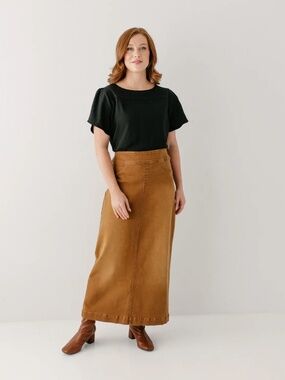 Main Street Exchange Sara Long Stretch Denim Skirt in Camel